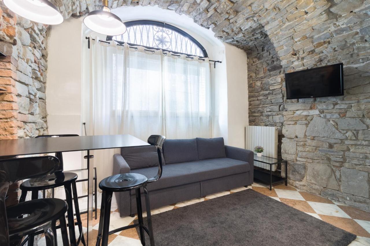 Bergamo Art Apartment Bagian luar foto
